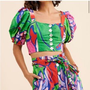 Farm Rio tropical bunch puff sleeve top